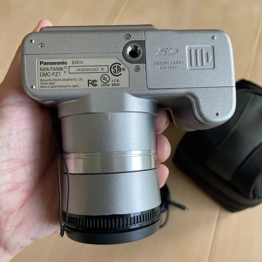 Panasonic Lumix DMC-FZ7S‎ 6MP Digital Camera ,12x Optical Image Stabilized Zoom